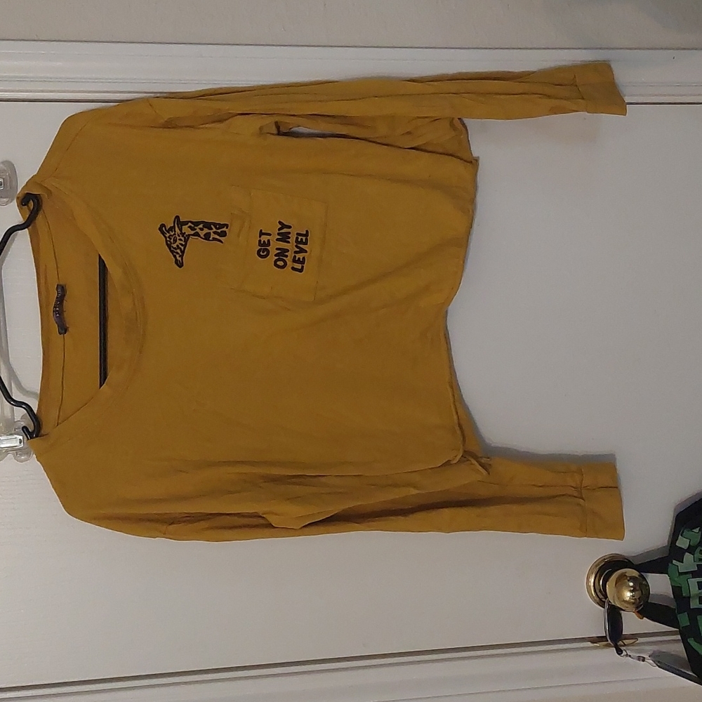 Giraffe golden crop too